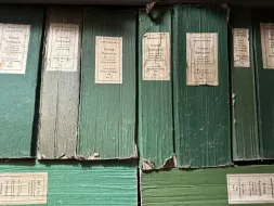 Books-29.webp