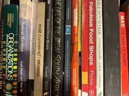 Books-35.webp