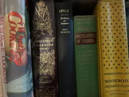 Books-39.webp
