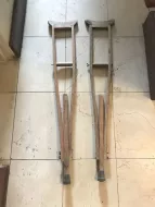 crutches8.webp