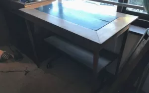 desk1.webp