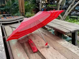 Hand-Held-Umbrellas-65.webp