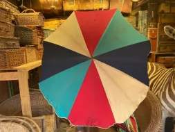 Hand-Held-Umbrellas-74.webp